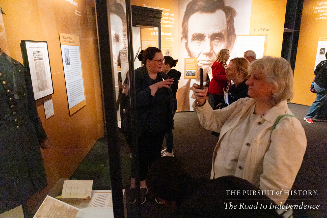 Emily Sneff, PhD, leading a tour of the Museum of the American Revolution; The Pursuit of History—The Road to Independence, Spring 2026 (photo by Joe Tacynec)-666