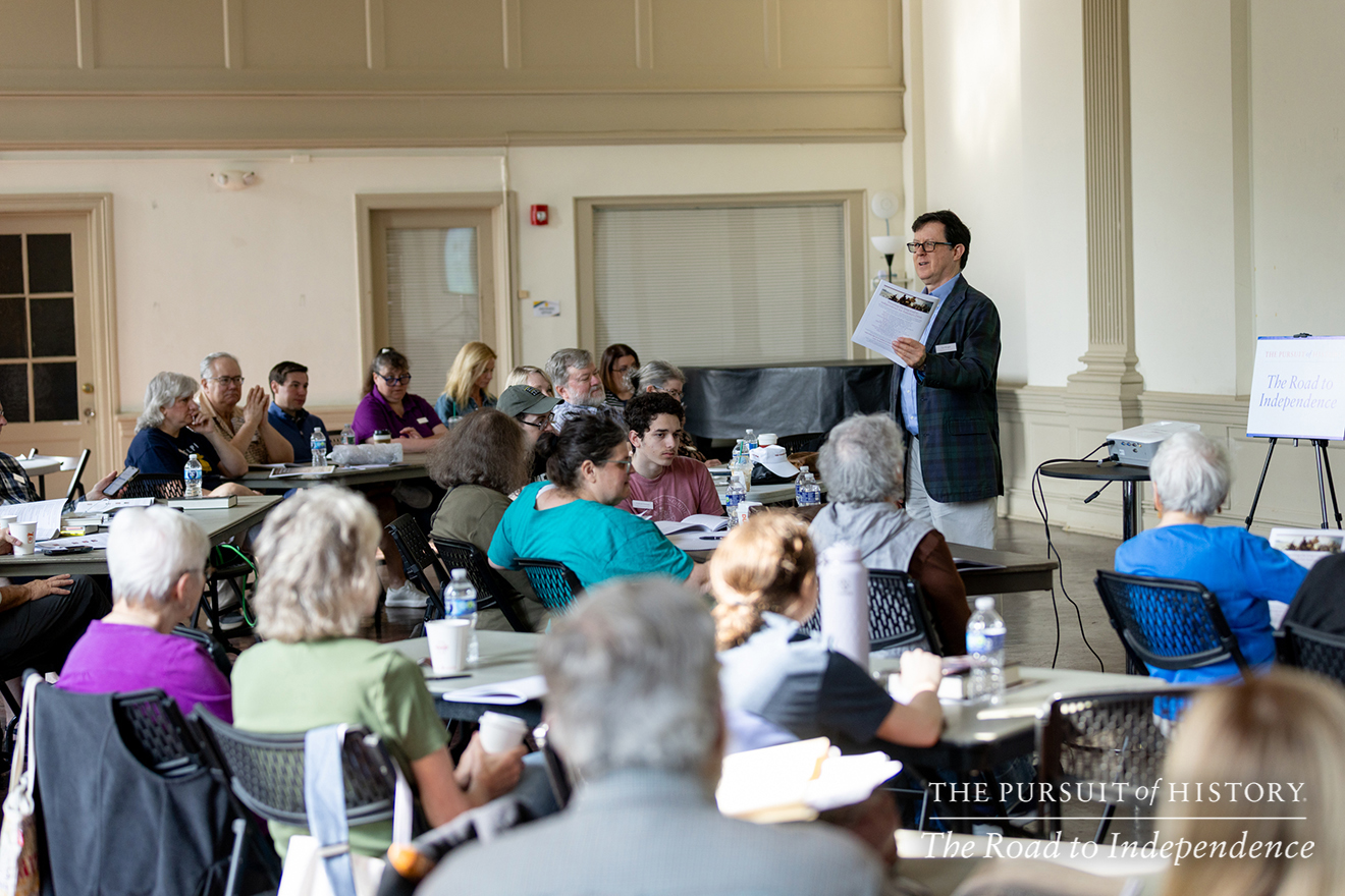 Lee Wright at the Friday Welcome Session; The Pursuit of History—The Road to Independence, Spring 2026 (photo by Joe Tacynec)-014